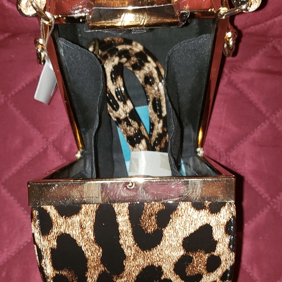 Leopard print top handle bag - Picture 3 of 3